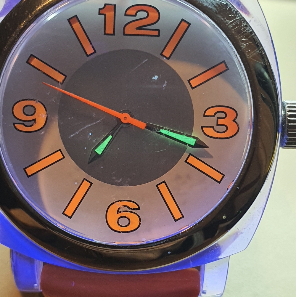 10/$20 Silver/White/Orange Rubber Strap Men's Watch - Picture 3 of 5